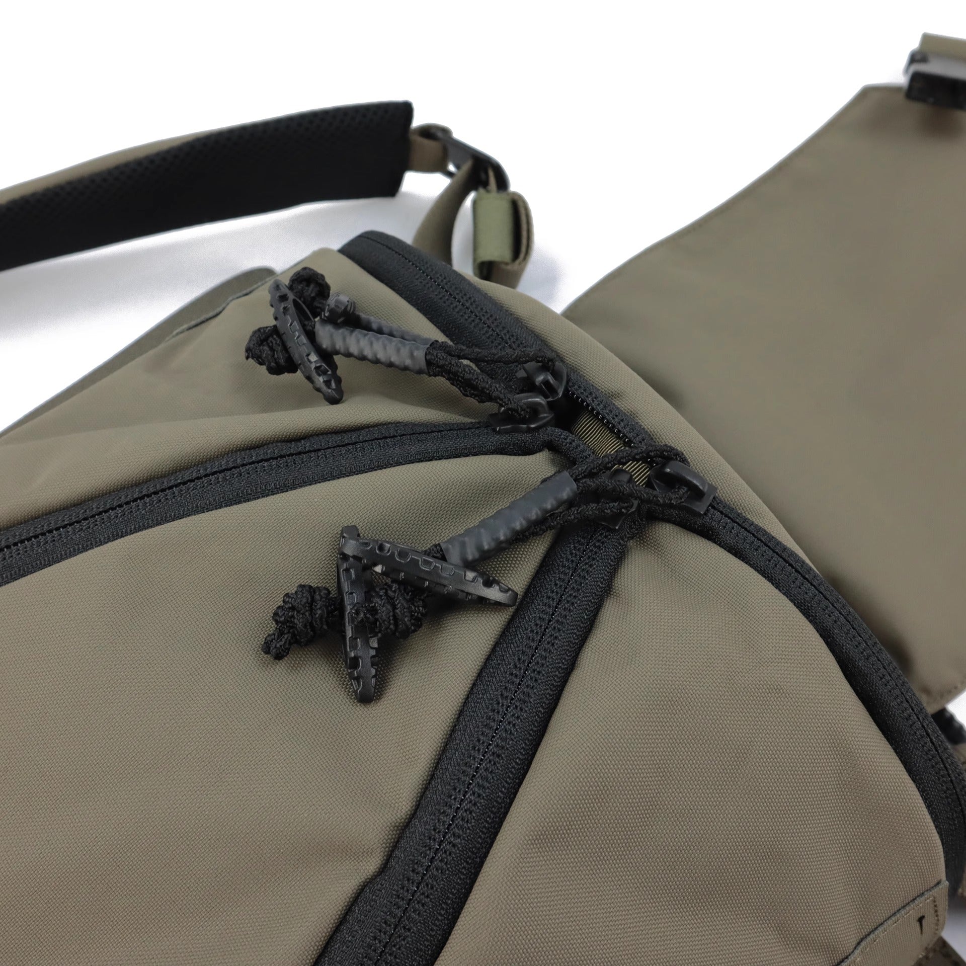 Twinfalcons Scavenger Bag